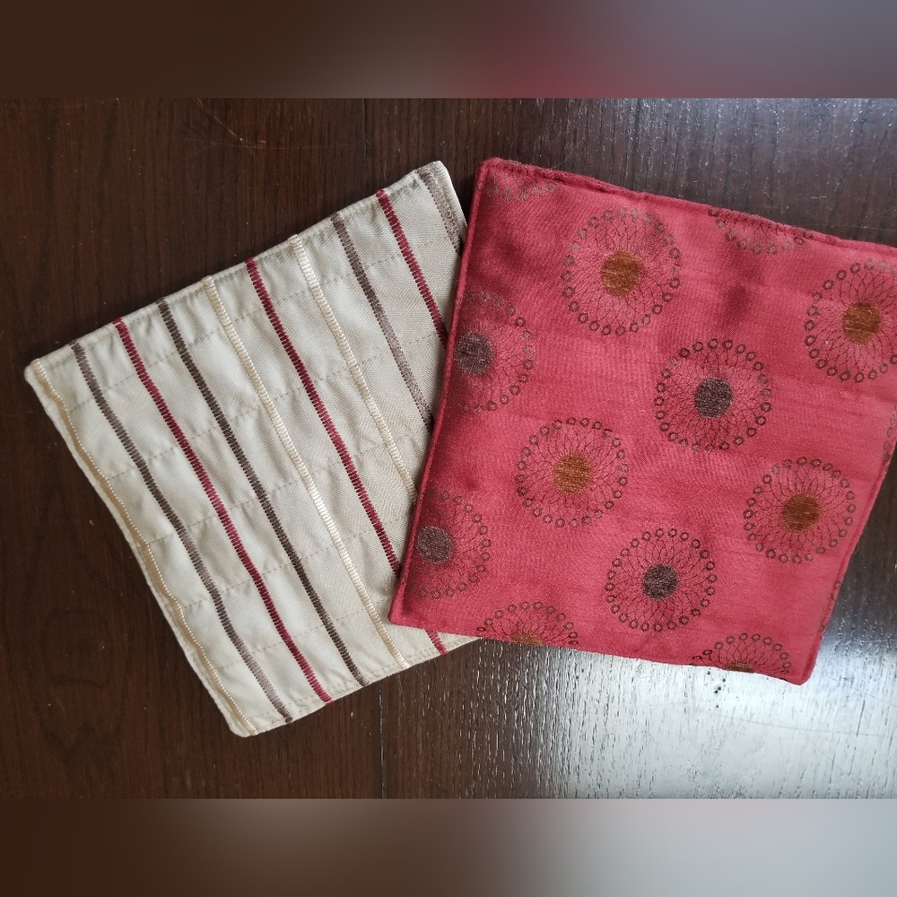 Pot Holders, Handmade 10" Red Kitchen Linens NWT